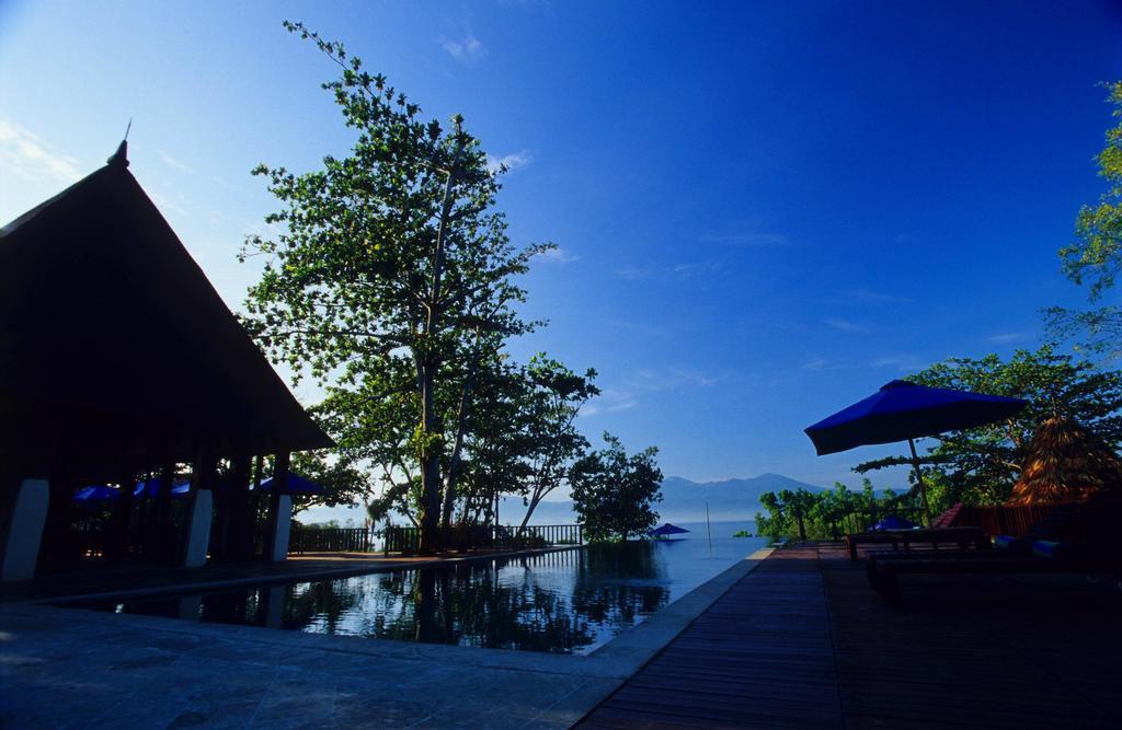 Nusantara Diving Centre Resort & Spa Manado Exteriör bild