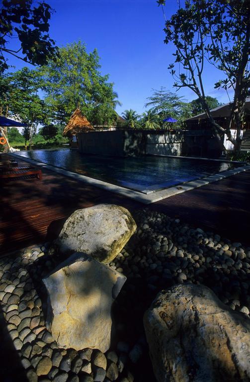 Nusantara Diving Centre Resort & Spa Manado Exteriör bild